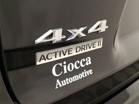 Used 2019 Jeep Cherokee Overland w/ Technology Group AWD/4WD image 31
