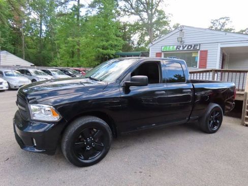 Used 2015 RAM 1500 Express w/ Black Ram 1500 Express Group AWD/4WD image 1
