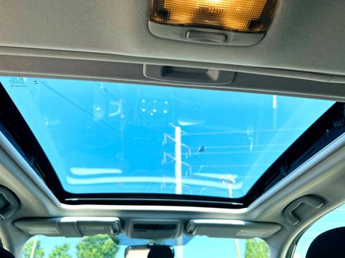 Used 2017 Subaru Forester 2.5i Premium w/ All-Weather Package image 46