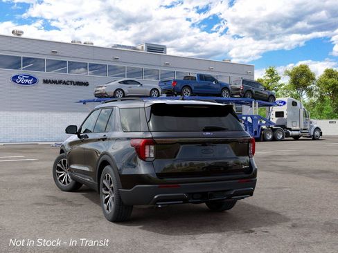 New 2027 Ford Explorer ST-Line AWD/4WD image 4