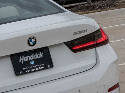 New 2026 BMW 330i Sedan w/ Premium Package image 7