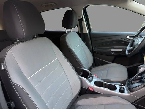 Used 2015 Ford Escape SE FWD image 26