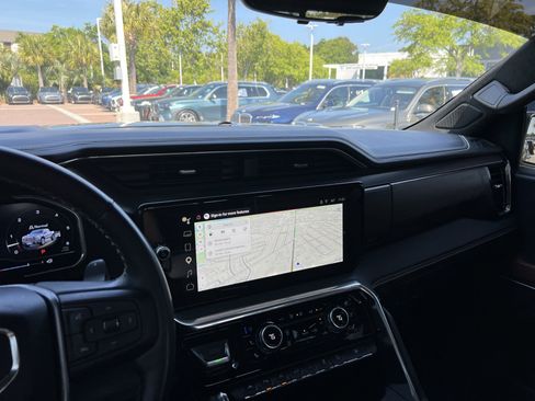 Used 2023 GMC Sierra 1500 Denali Ultimate image 30