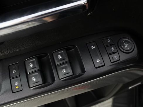 Used 2015 Chevrolet Silverado 2500 LTZ w/ LTZ Plus Package image 16