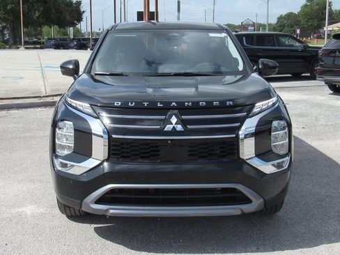 New 2025 Mitsubishi Outlander SE FWD image 7