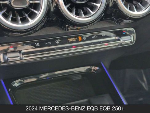 Used 2024 Mercedes-Benz EQB 250+ image 21