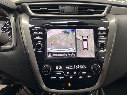Used 2024 Nissan Murano SL AWD/4WD image 14
