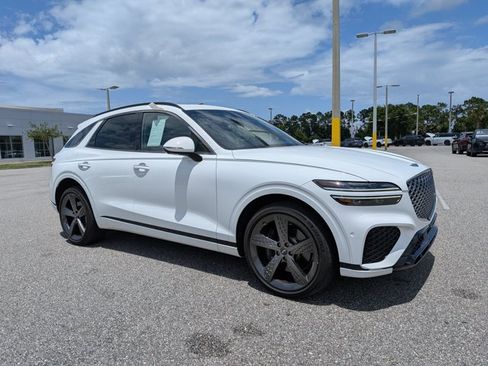 Used 2024 Genesis GV70 3.5T Sport w/ Sport Advanced Package AWD/4WD image 3