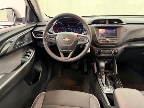 Used 2021 Chevrolet TrailBlazer LS FWD image 27