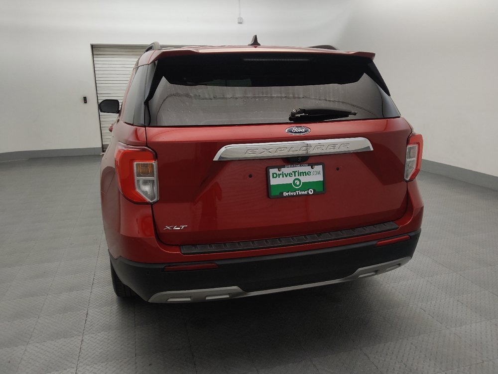Used 2022 Ford Explorer XLT w/ Equipment Group 202A RWD image 6