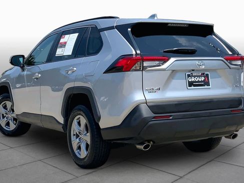 Used 2024 Toyota RAV4 XLE FWD image 12
