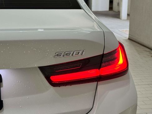 Certified 2023 BMW 330i Sedan w/ Premium Package RWD image 7