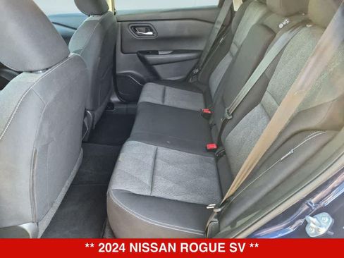 Used 2024 Nissan Rogue SV AWD/4WD image 18