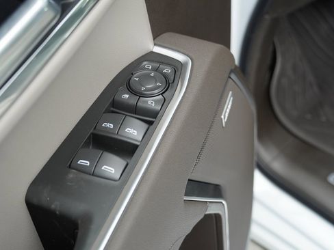 New 2026 GMC Sierra 1500 SLT image 25