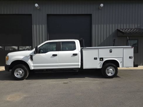 Used 2017 Ford F350 XL AWD/4WD image 1