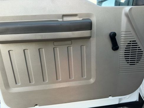 Used 2008 Ford F550 4x4 Regular Cab Super Duty image 20