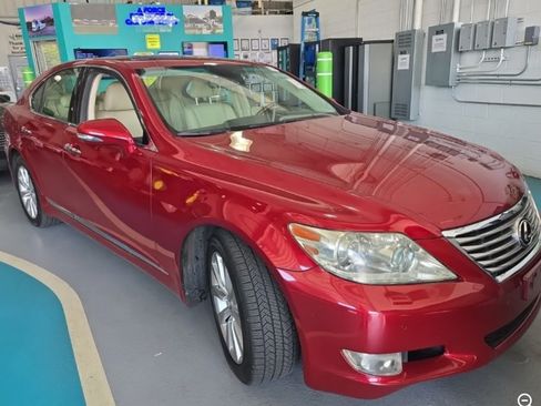 Used 2011 Lexus LS 460 AWD w/ Luxury Value Edition image 14