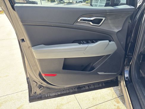 Used 2023 Kia Sportage X-Line w/ X-Line Premium Package AWD/4WD image 13