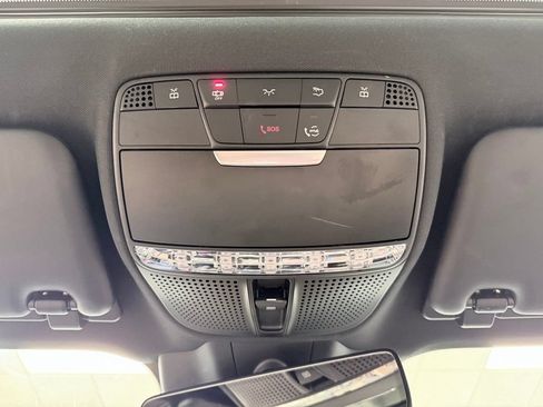 Used 2019 Mercedes-Benz E 300 image 62