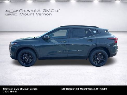 New 2026 Chevrolet Trax LT image 2