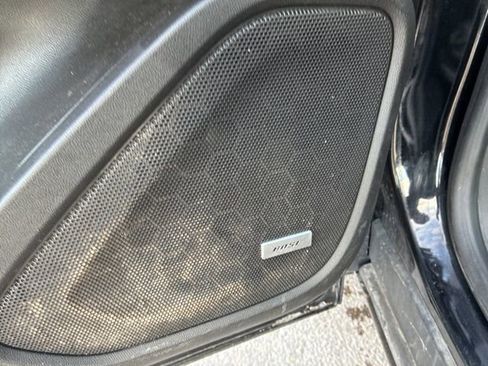 Used 2023 GMC Terrain Denali w/ Denali Premium Package image 12