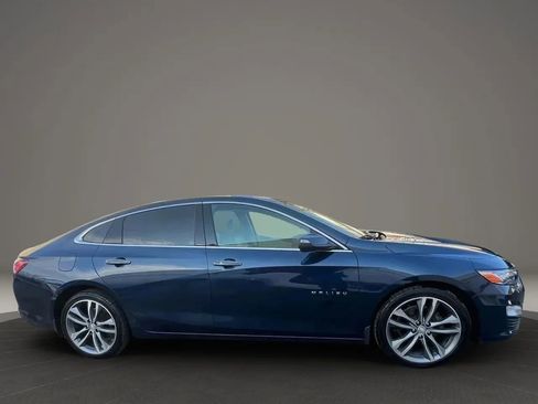 Used 2022 Chevrolet Malibu Premier FWD image 1