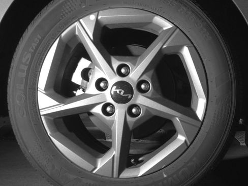 Used 2025 Kia K4 FWD image 18