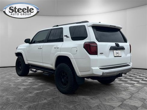 Used 2021 Toyota 4Runner TRD Off-Road Premium image 3