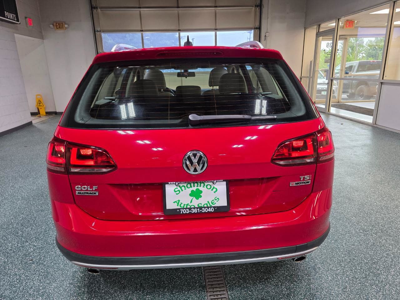 Used 2017 Volkswagen Golf Alltrack SE AWD/4WD image 8