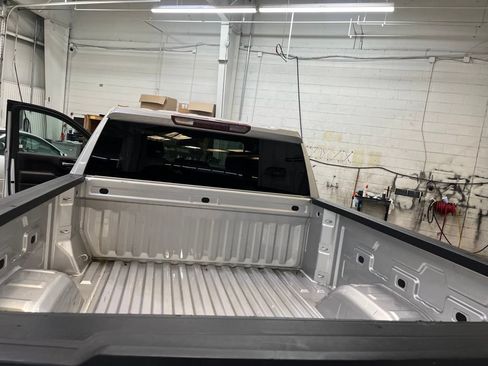 Used 2022 Chevrolet Silverado 1500 Custom AWD/4WD image 24