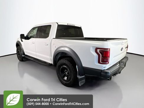 Used 2018 Ford F150 Raptor w/ Equipment Group 802A Luxury AWD/4WD image 11