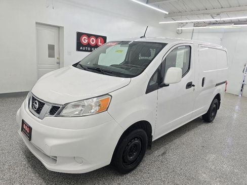 Used 2018 Nissan NV200 SV w/ Navigation Package FWD image 4