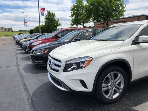 Used 2019 Ford Edge SE image 36