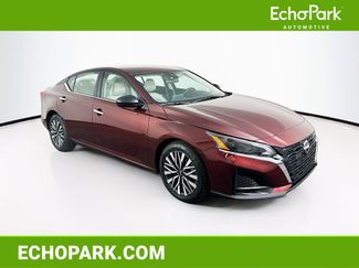 Used 2025 Nissan Altima 2.5 SV FWD video 1
