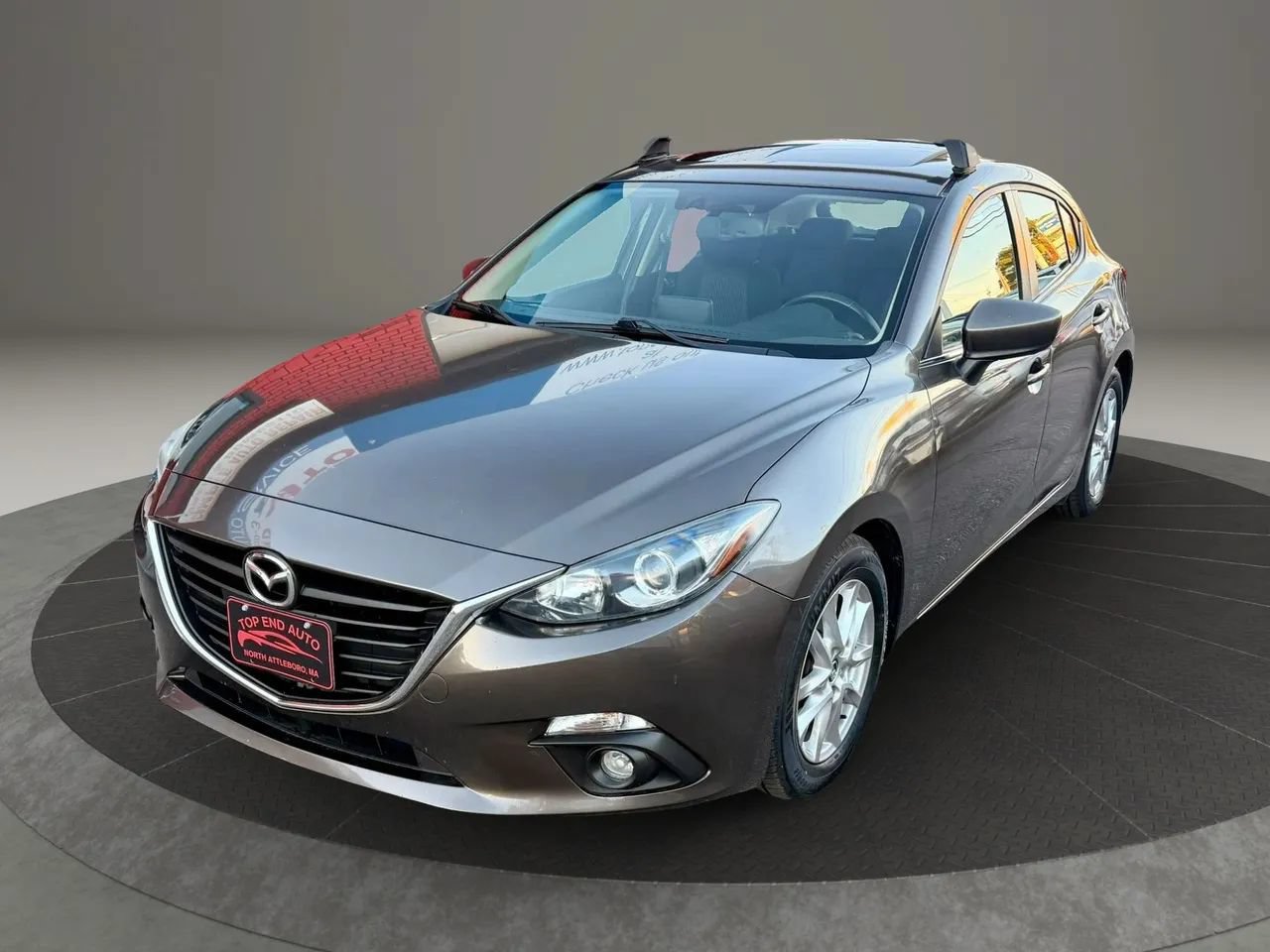 Used 2016 MAZDA MAZDA3 i Touring w/ Popular Equipment Package FWD image 1