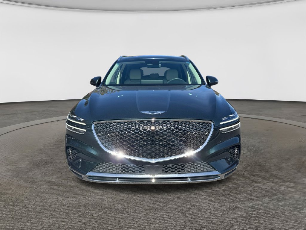 Used 2022 Genesis GV70 2.5T w/ Select Package AWD/4WD image 2