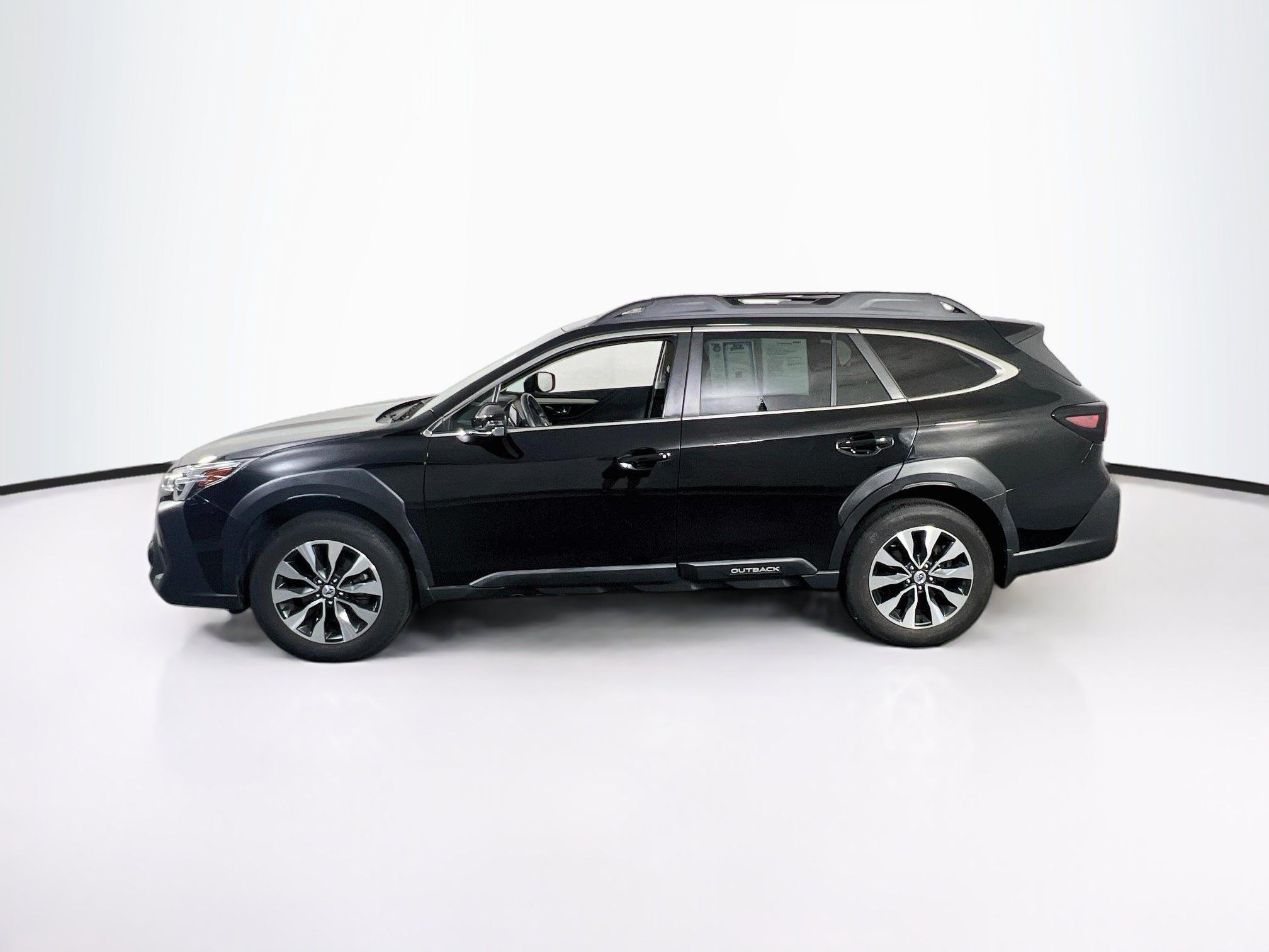Used 2023 Subaru Outback Limited AWD/4WD image 8