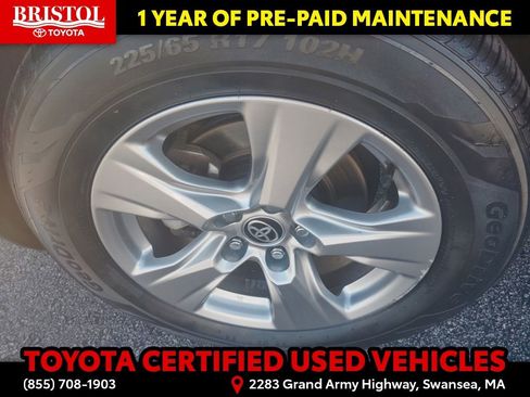 Used 2023 Toyota RAV4 XLE w/ Convenience Package AWD/4WD image 13
