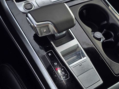 New 2026 Audi Q8 Prestige image 36