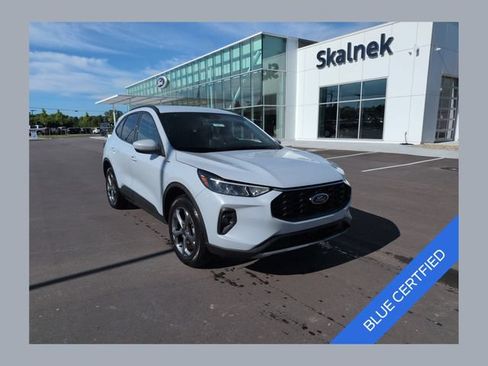 Certified 2025 Ford Escape ST-Line Select AWD/4WD image 1