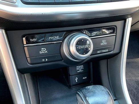Used 2015 Honda Accord EX-L image 22