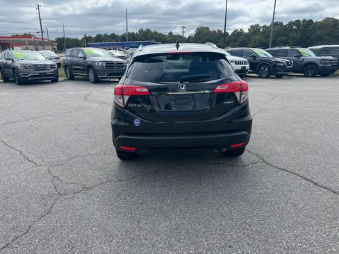 Used 2022 Honda HR-V EX-L image 4