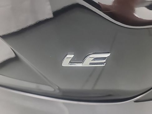 Used 2025 Toyota Corolla LE FWD image 12