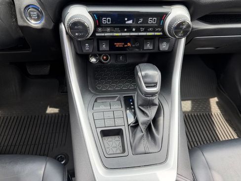 Used 2021 Toyota RAV4 XLE Premium AWD/4WD image 13