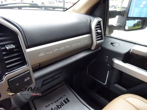 Used 2022 Ford F250 Lariat w/ Lariat Ultimate Package image 29