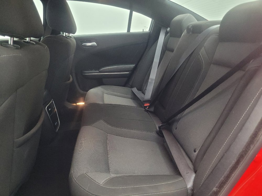 Used 2022 Dodge Charger SXT RWD image 18