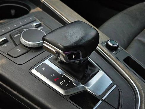 Used 2019 Audi A4 2.0T Premium w/ Convenience Package FWD image 13