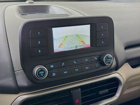 Used 2018 Ford EcoSport S image 17