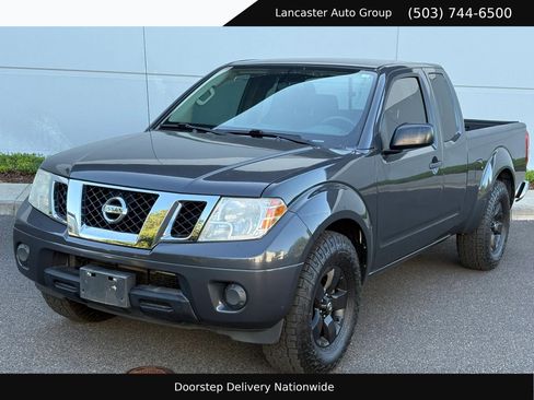 Used 2012 Nissan Frontier SV RWD image 1