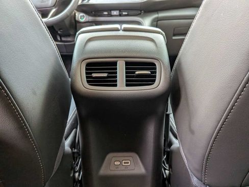 Used 2023 Buick Envision Essence FWD image 17